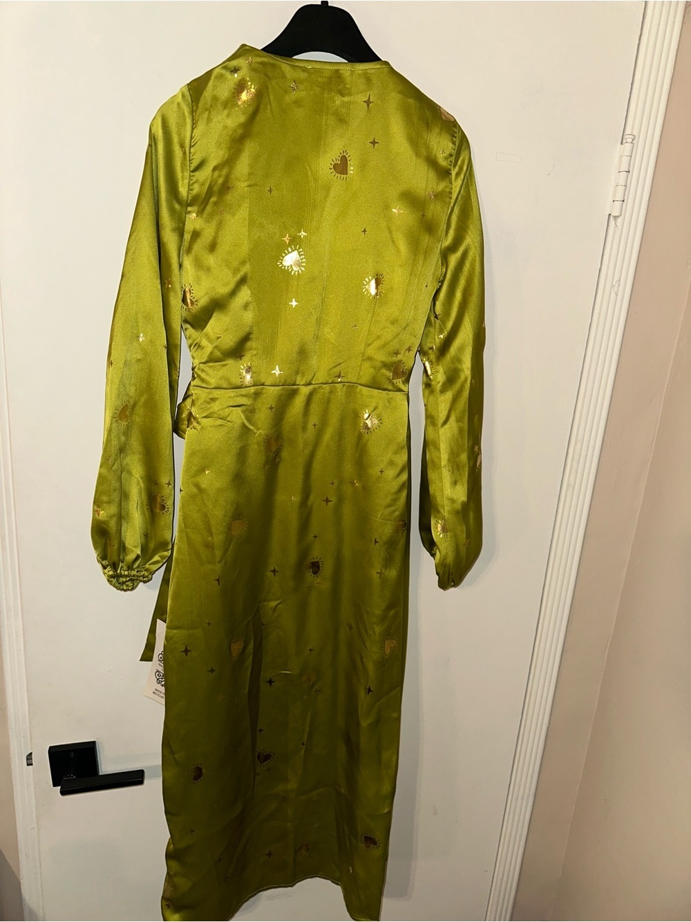 Never Fully Dressed Vienna Hearts Wrap Midi Dress in Satin Size 2 - Picture 11 of 13